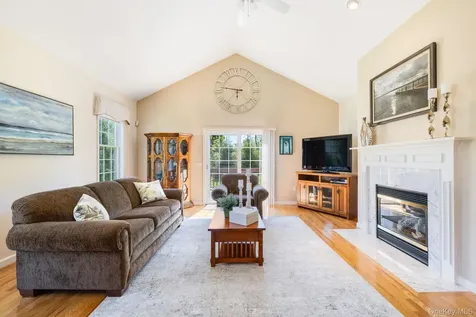 34 Alta Drive Wappingers Falls NY 12590