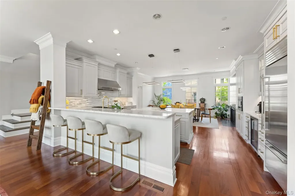 163 W Main Street Tarrytown NY 10591