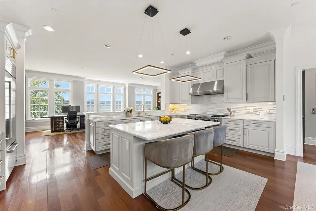 163 W Main Street Tarrytown NY 10591