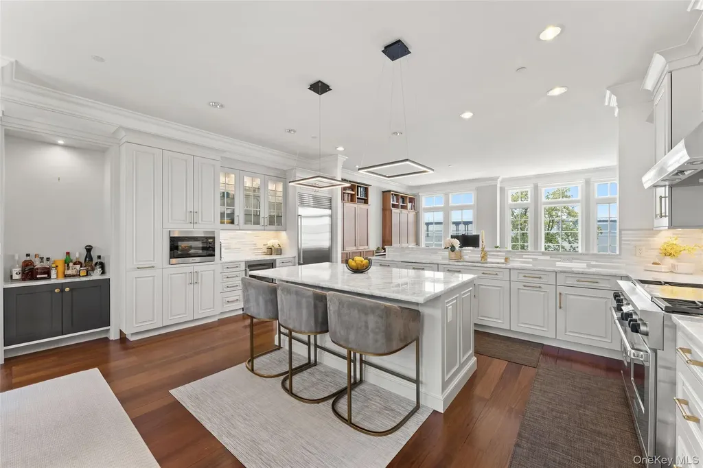 163 W Main Street Tarrytown NY 10591