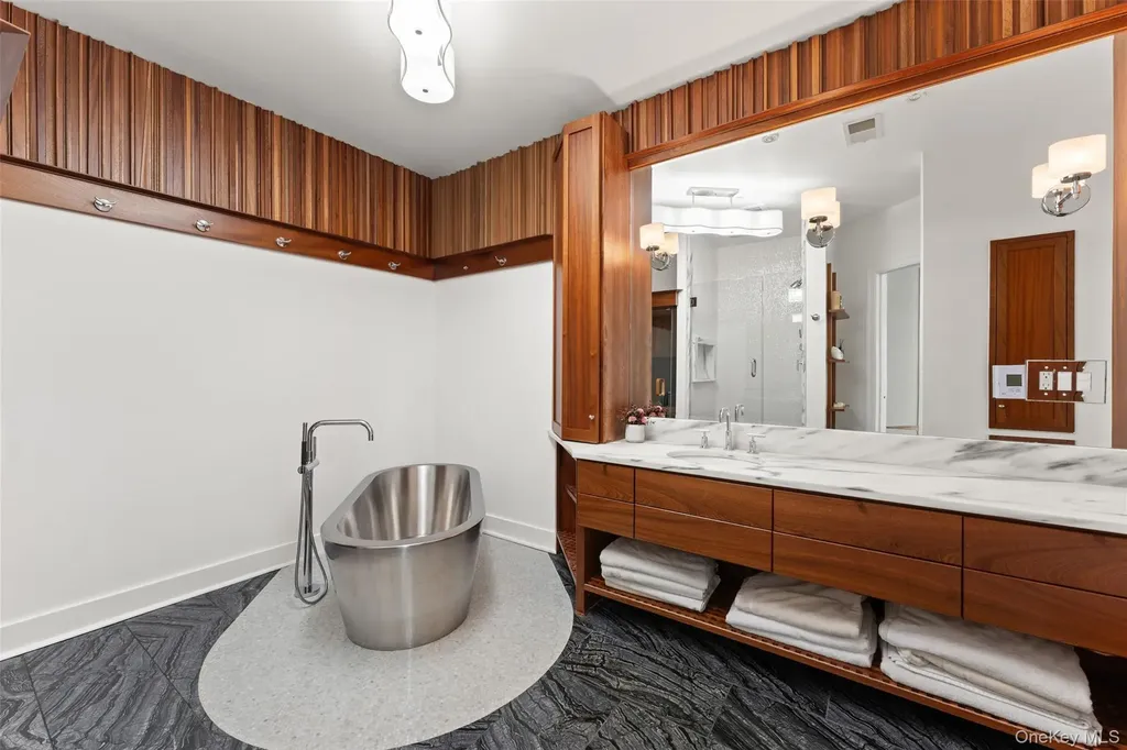 163 W Main Street Tarrytown NY 10591