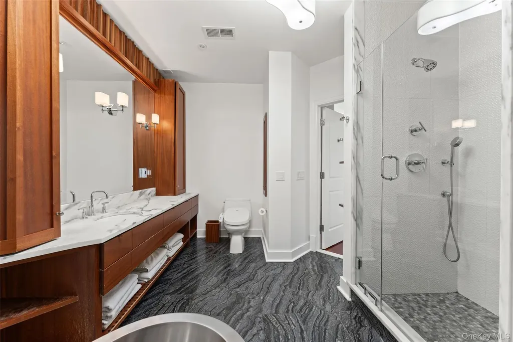 163 W Main Street Tarrytown NY 10591