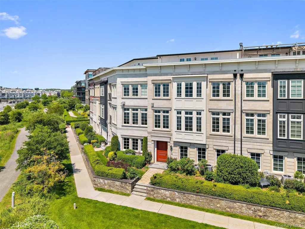 163 W Main Street Tarrytown NY 10591