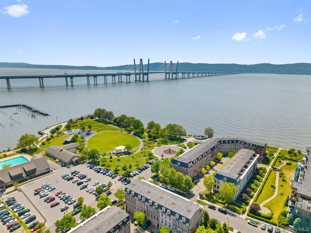 163 W Main Street Tarrytown NY 10591
