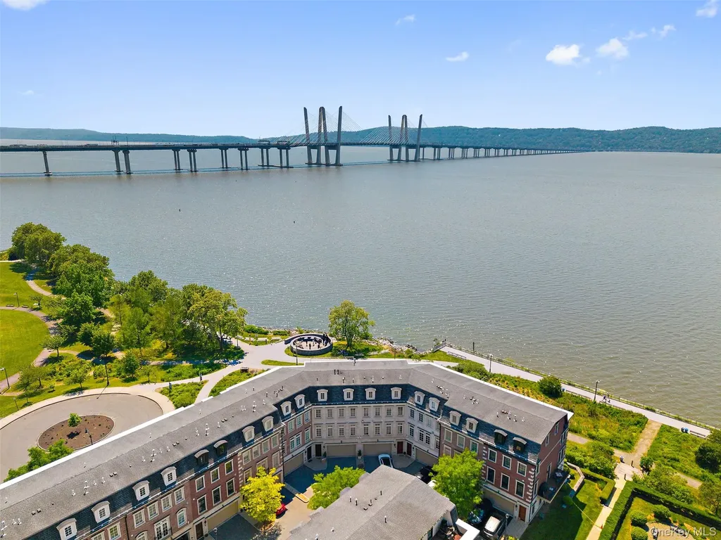 163 W Main Street Tarrytown NY 10591