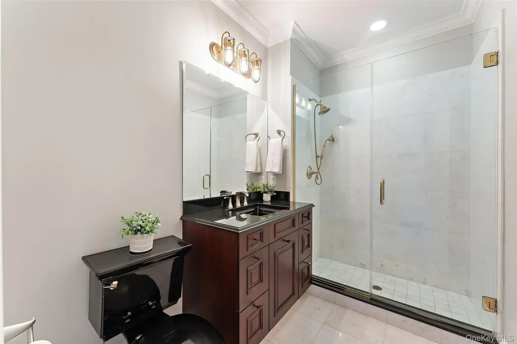 163 W Main Street Tarrytown NY 10591