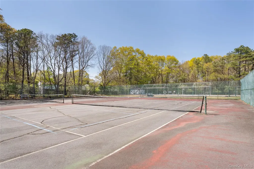 28 Bailey Court Middle Island NY 11953