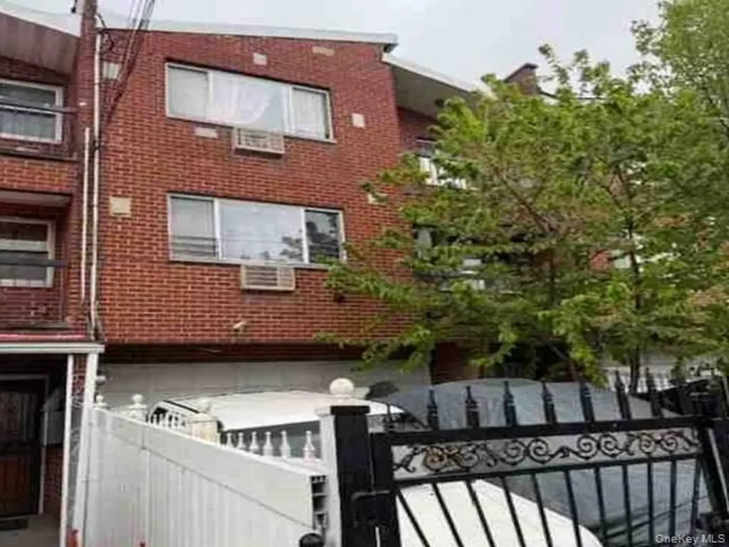 4602 Bronx Boulevard Bronx NY 10470