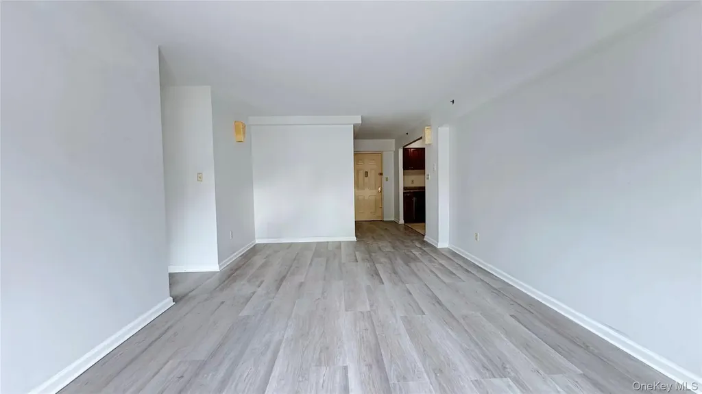 6434 Grand Central Parkway Forest Hills NY 11375