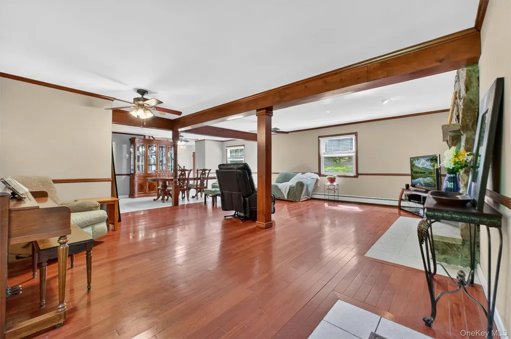 14 Victor Lane Poughkeepsie NY 12601