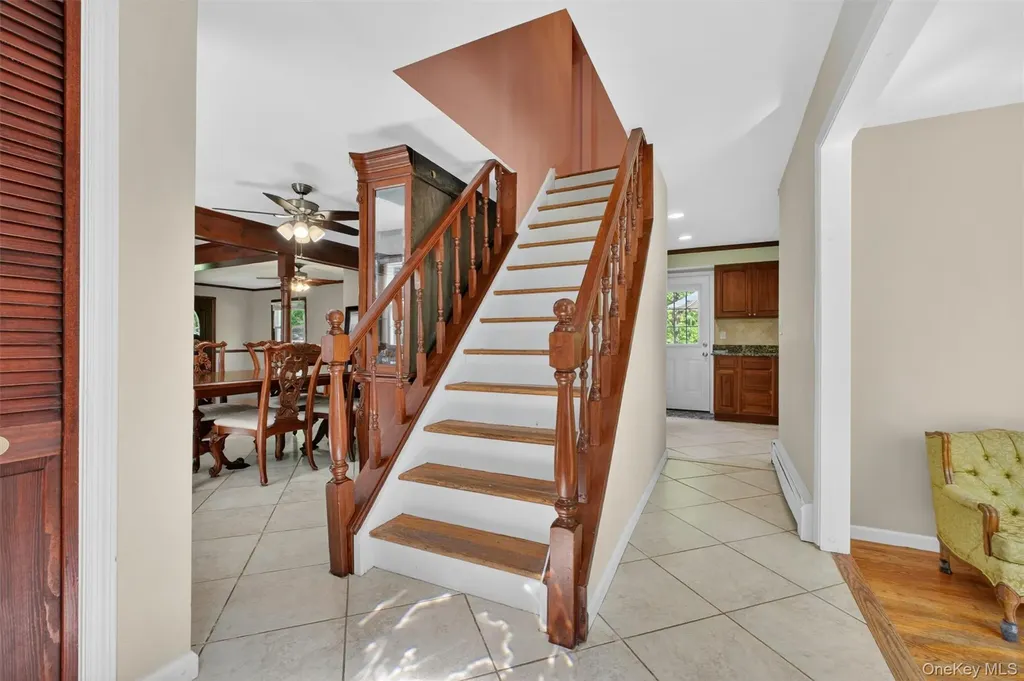 14 Victor Lane Poughkeepsie NY 12601
