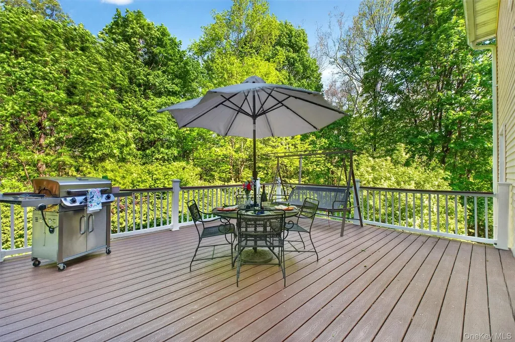 14 Victor Lane Poughkeepsie NY 12601