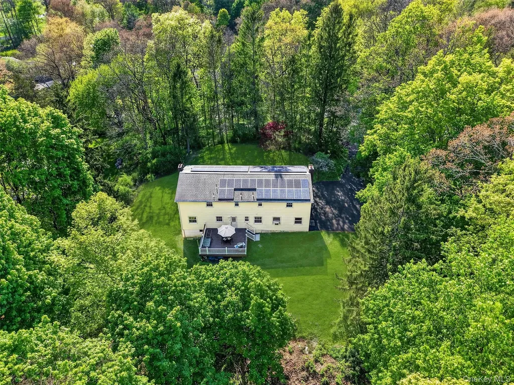 14 Victor Lane Poughkeepsie NY 12601