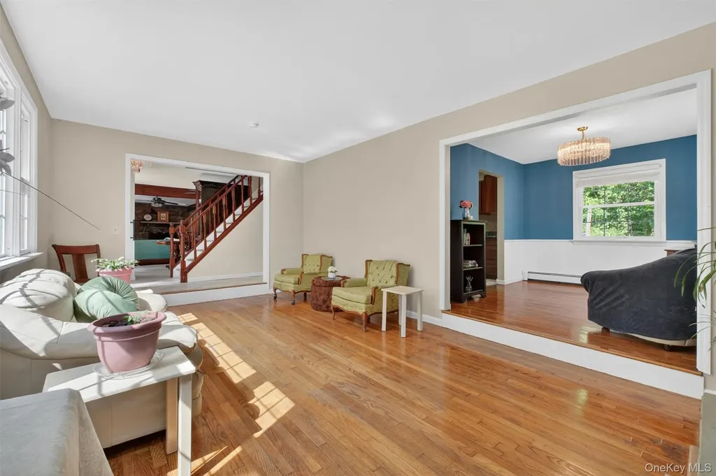 14 Victor Lane Poughkeepsie NY 12601