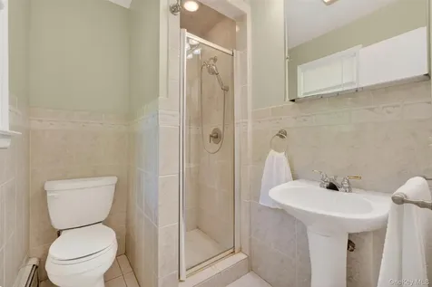 14 Victor Lane Poughkeepsie NY 12601