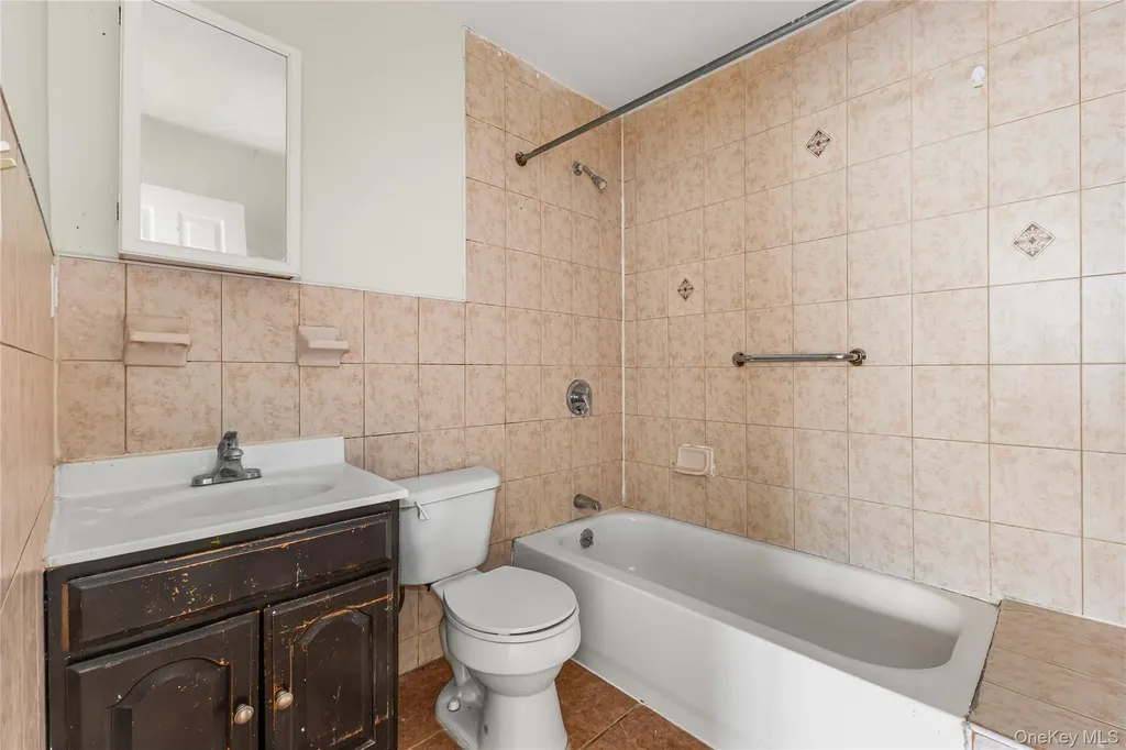 18 Kane Place Brooklyn NY 11233