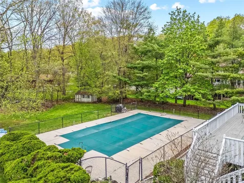 3 Anita Court Cortlandt Manor NY 10567