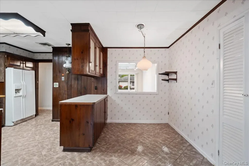 933 Dana Avenue Valley Stream NY 11580