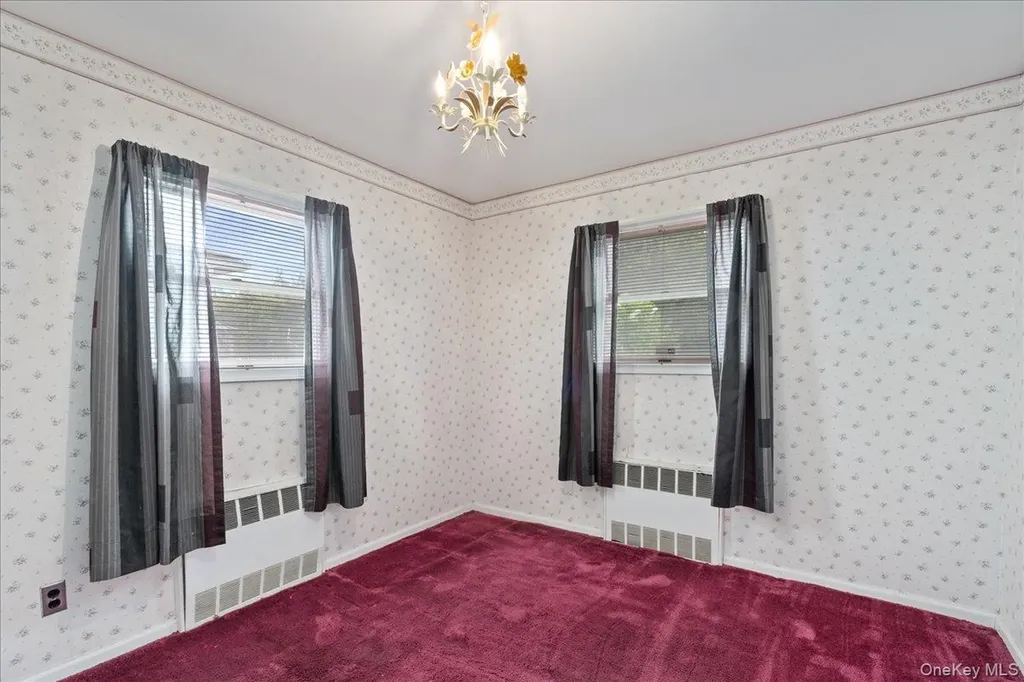 933 Dana Avenue Valley Stream NY 11580