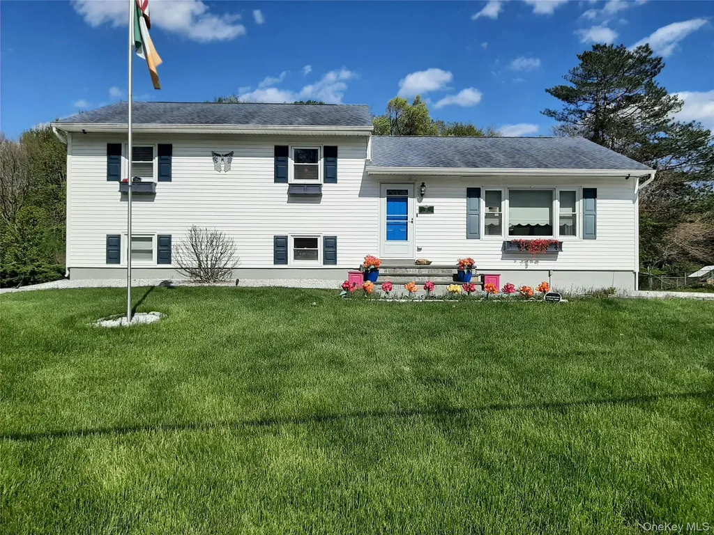 13 Regency Drive Wappingers Falls NY 12590
