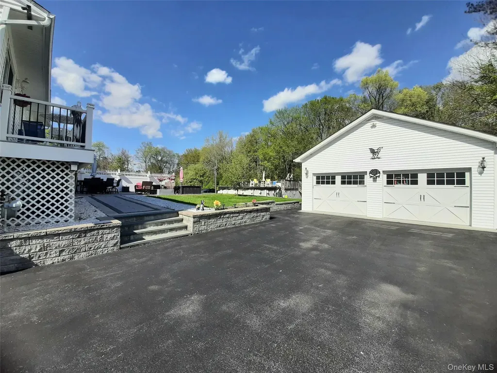 13 Regency Drive Wappingers Falls NY 12590