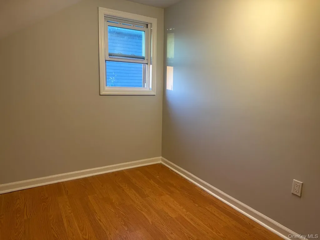 675 S Long Beach Avenue Freeport NY 11520