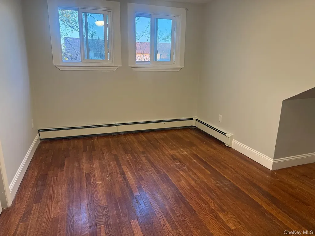675 S Long Beach Avenue Freeport NY 11520