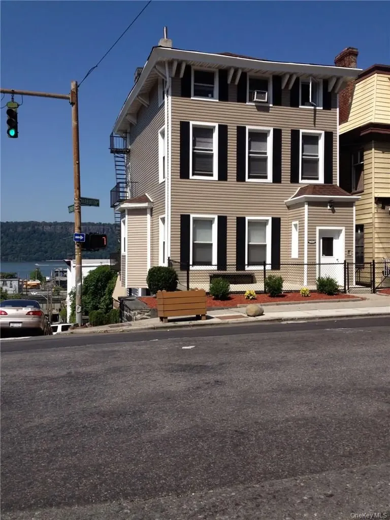 153 Warburton Avenue Yonkers NY 10701