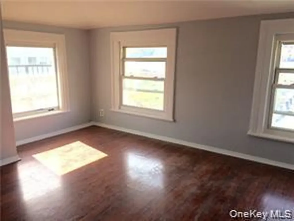 153 Warburton Avenue Yonkers NY 10701