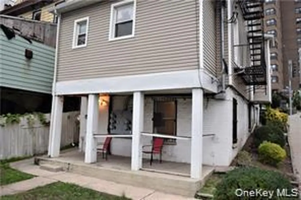 153 Warburton Avenue Yonkers NY 10701
