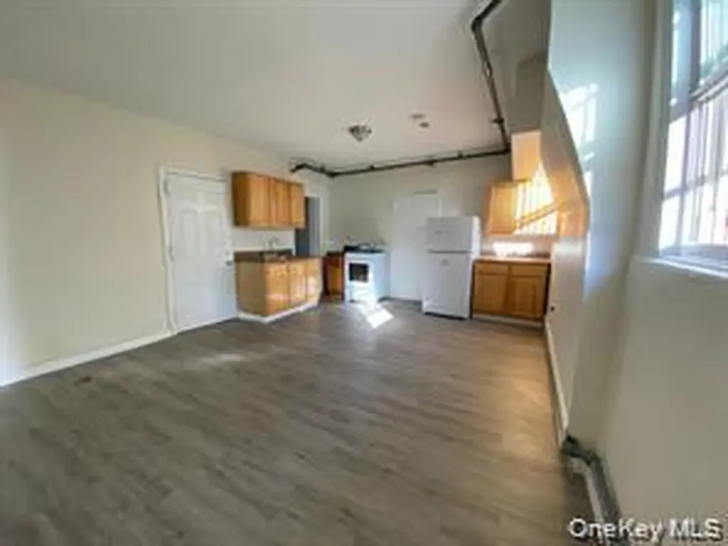 153 Warburton Avenue Yonkers NY 10701