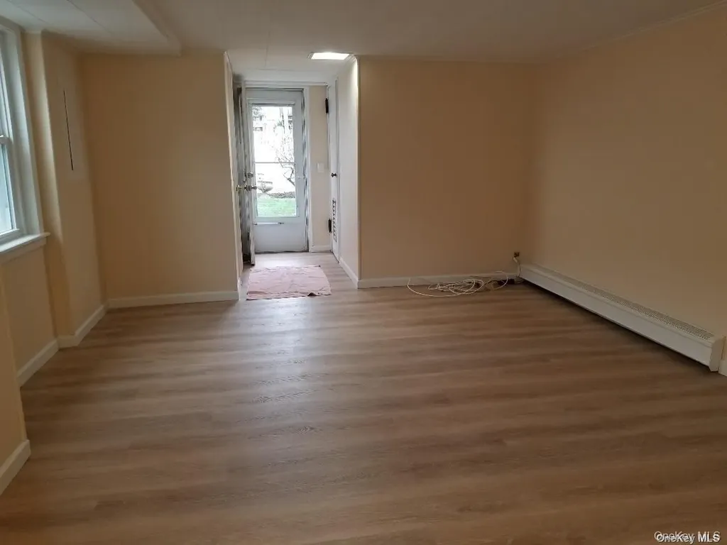 608 E Penn Street Long Beach NY 11561