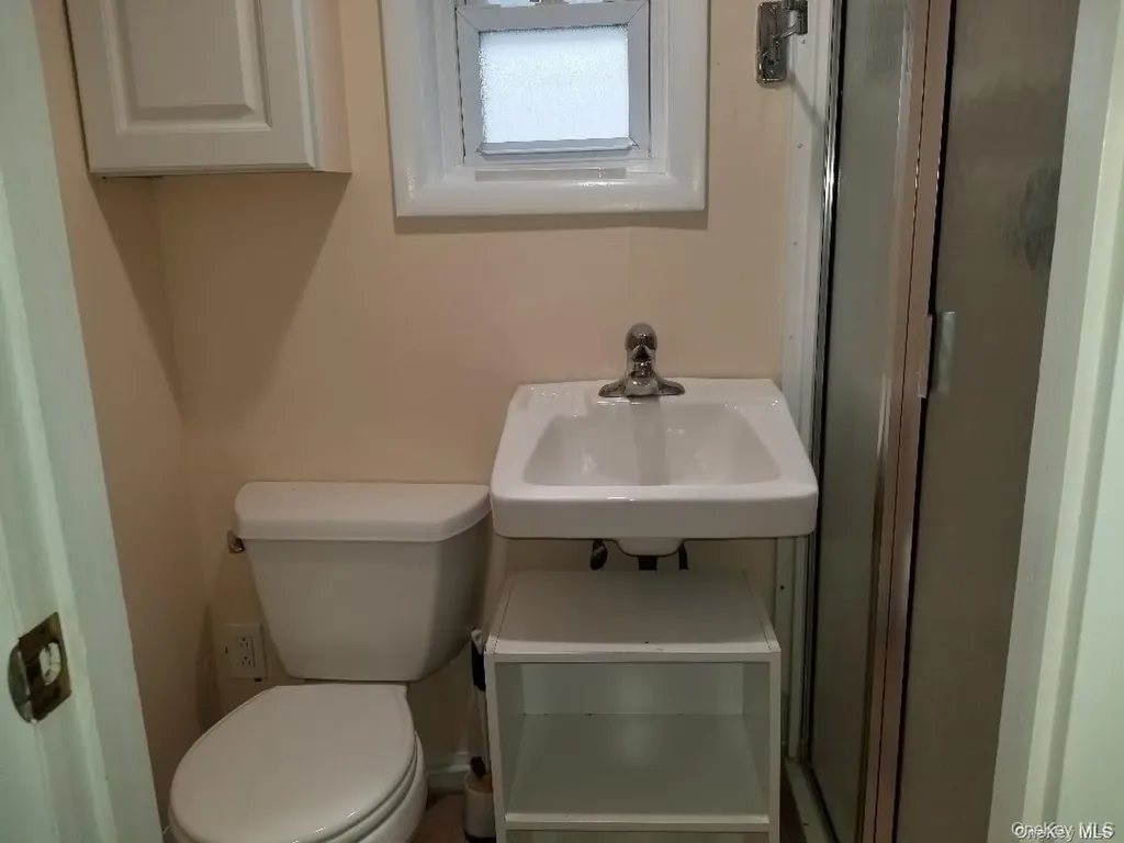 608 E Penn Street Long Beach NY 11561
