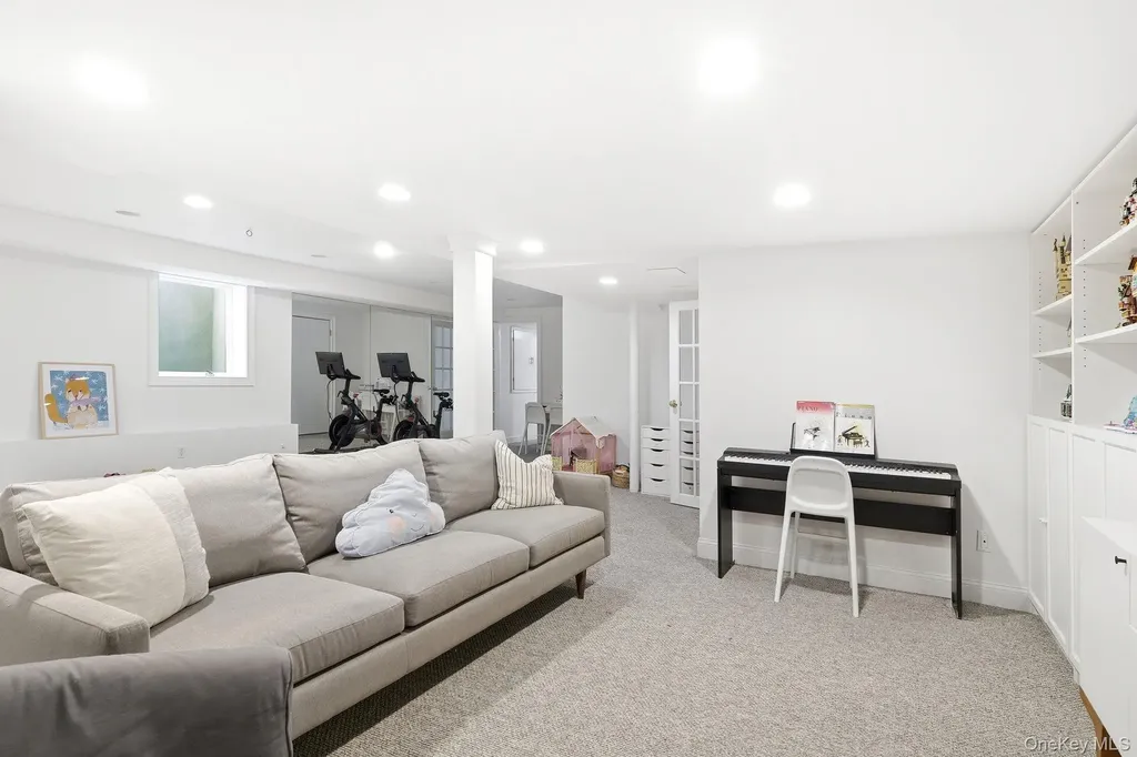 7 Morehead Drive Rye NY 10580