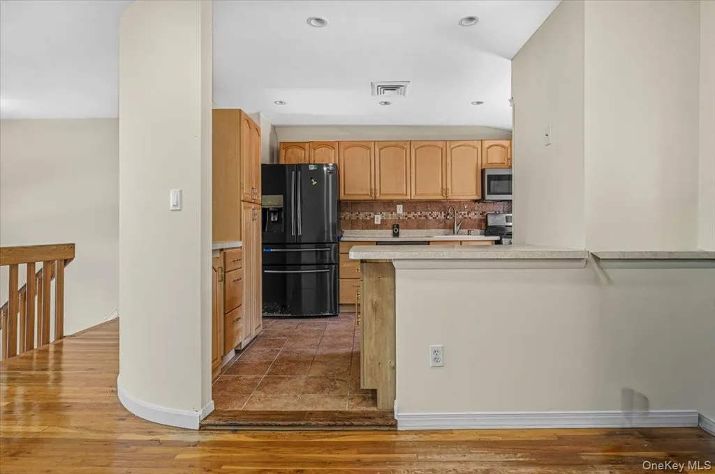 55 Patricia Avenue Deer Park NY 11729