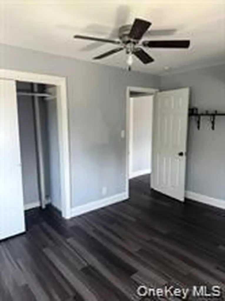 1806 Deer Park Avenue Deer Park NY 11729