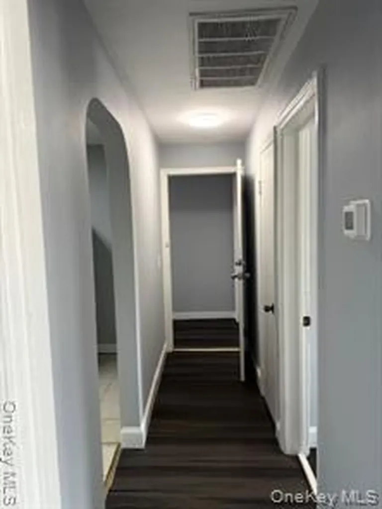 1806 Deer Park Avenue Deer Park NY 11729