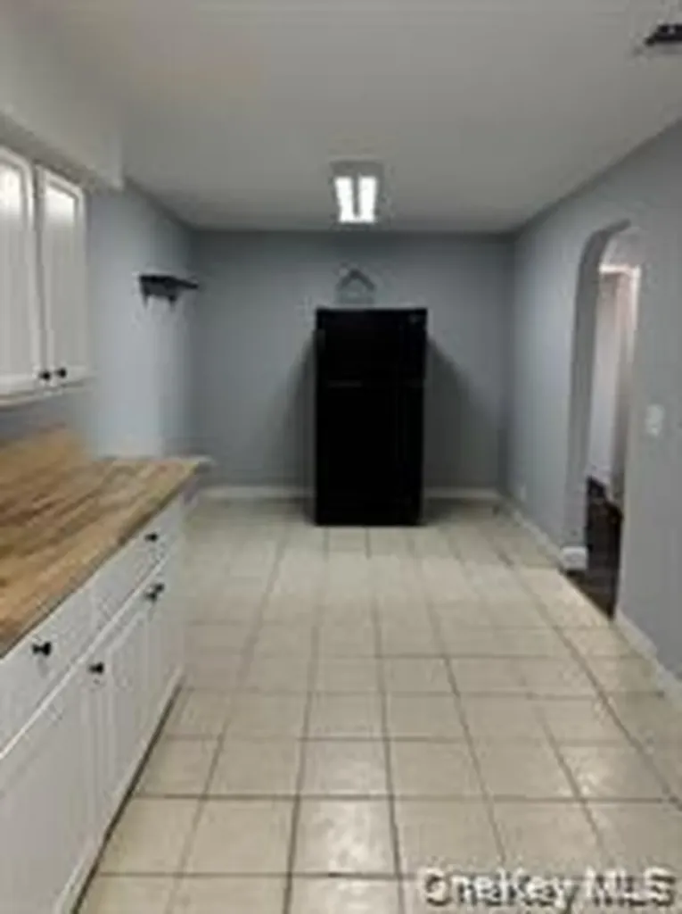 1806 Deer Park Avenue Deer Park NY 11729