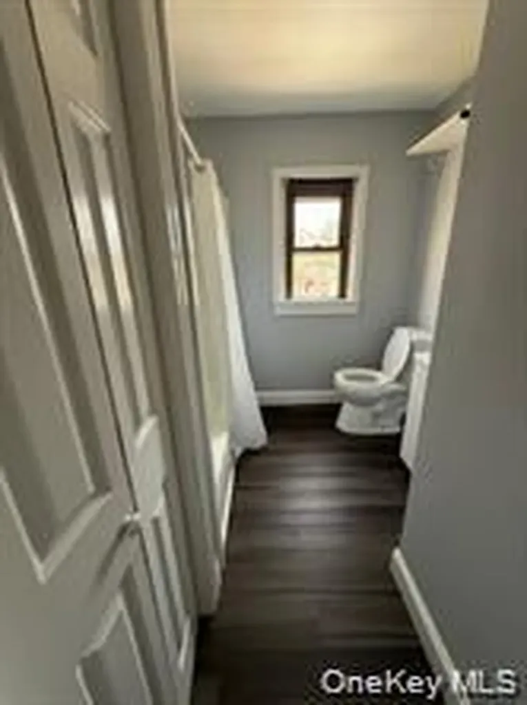 1806 Deer Park Avenue Deer Park NY 11729
