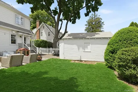 177 Longview Avenue White Plains NY 10605