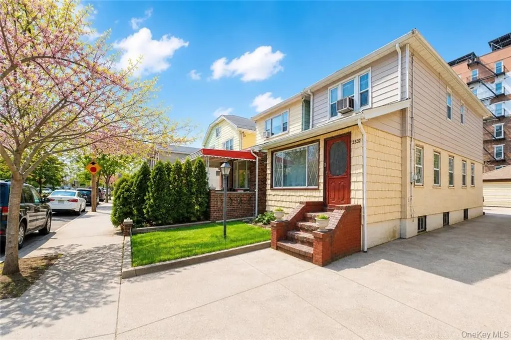 2332 E 21st Street Brooklyn NY 11229