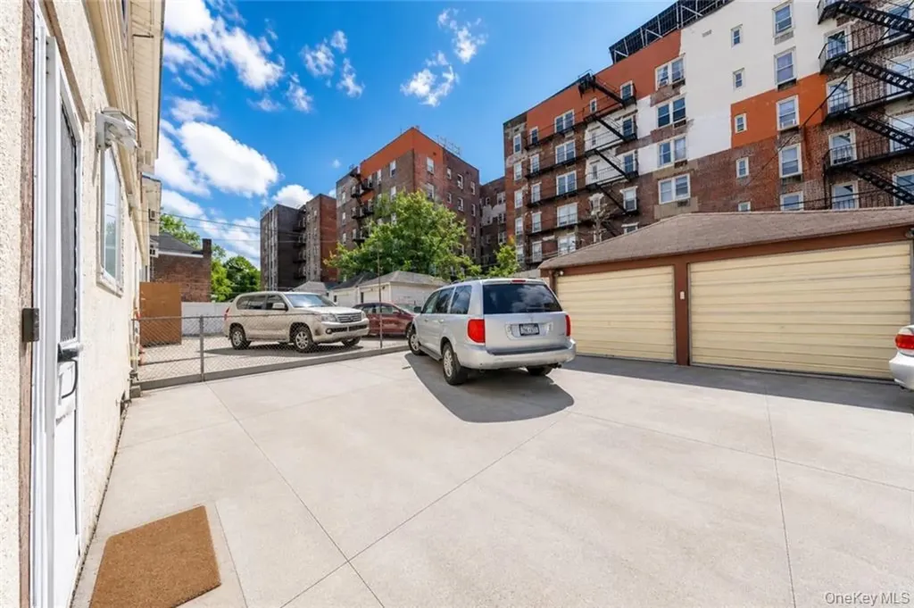 2332 E 21st Street Brooklyn NY 11229
