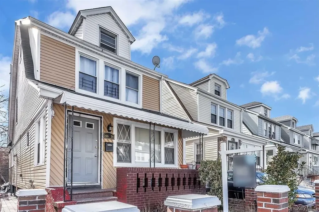 20526 116th Road Saint Albans NY 11412