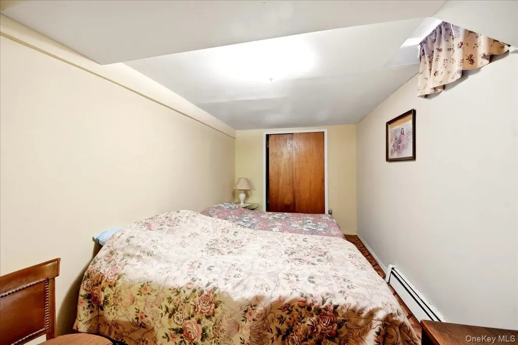 2875 Buhre Avenue Bronx NY 10461