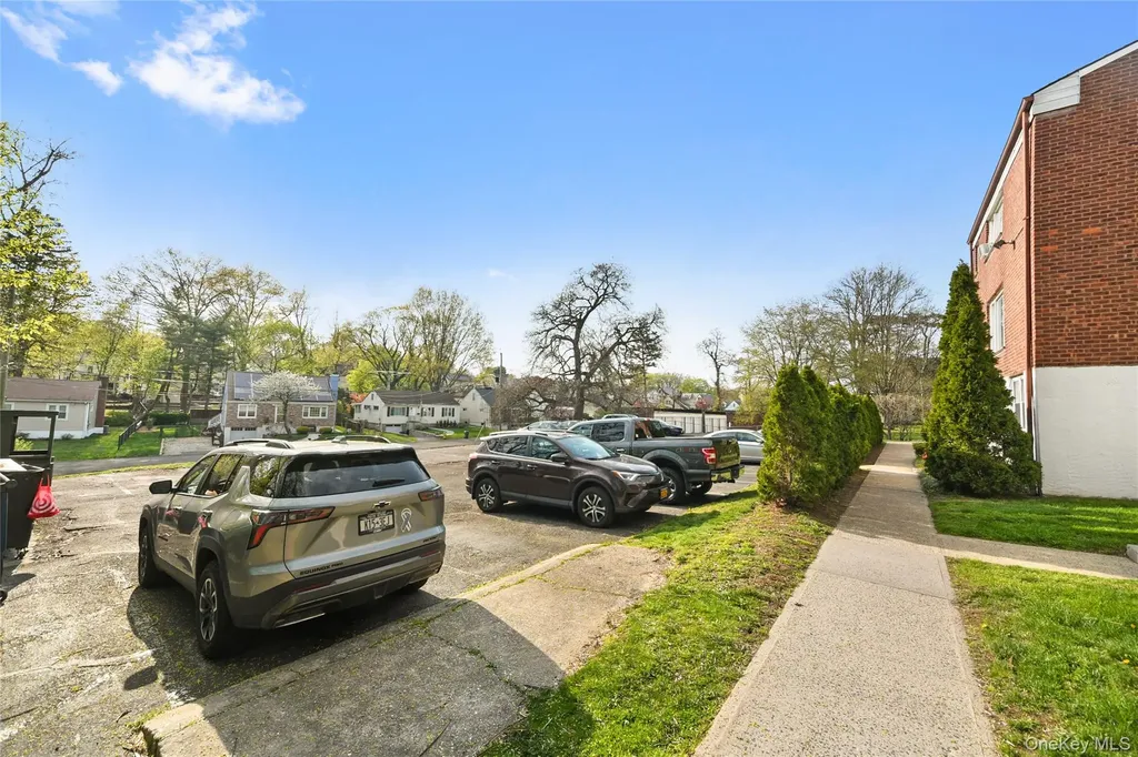 79 N Broadway White Plains NY 10603