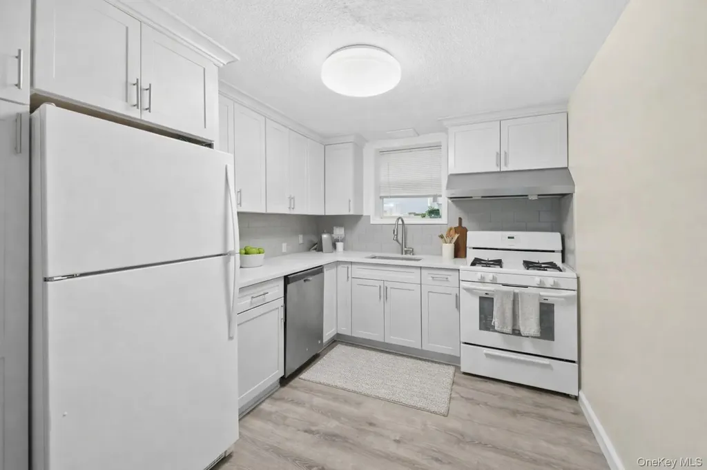 79 N Broadway White Plains NY 10603