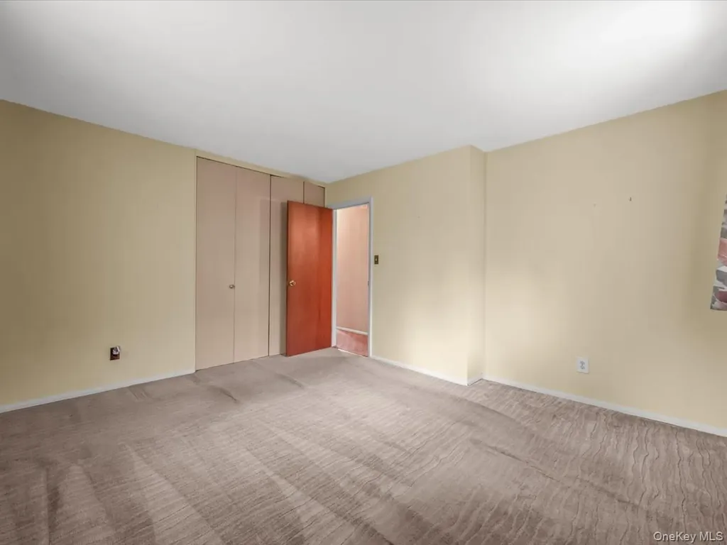 12 Joyce Lane Commack NY 11725