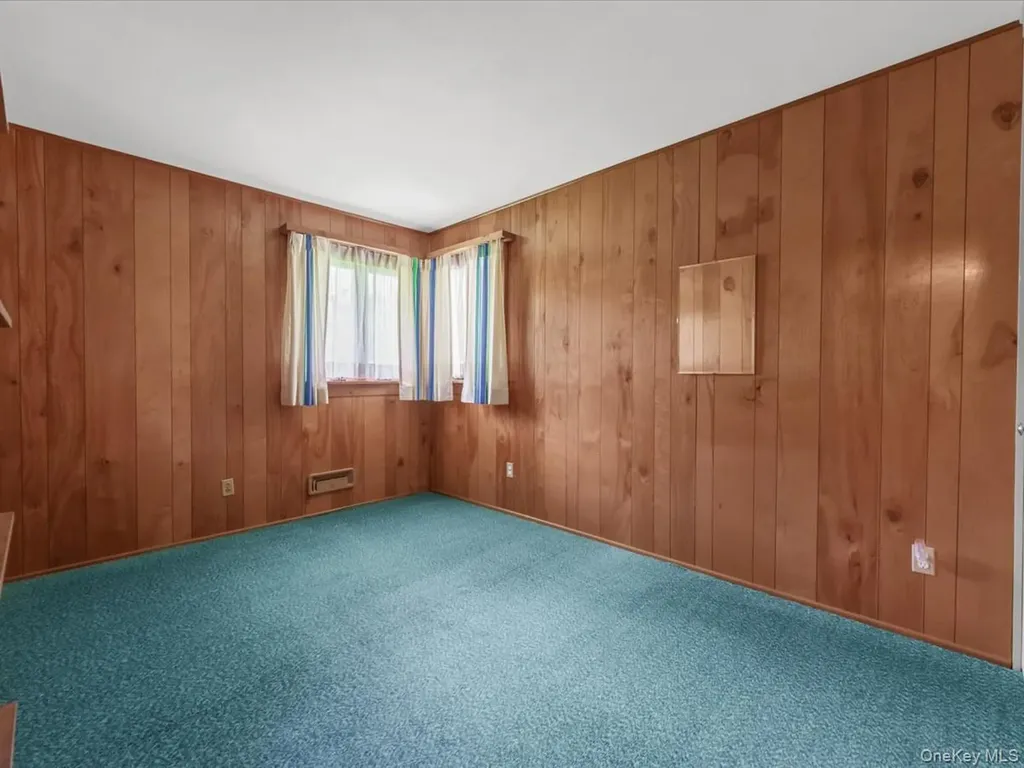 12 Joyce Lane Commack NY 11725