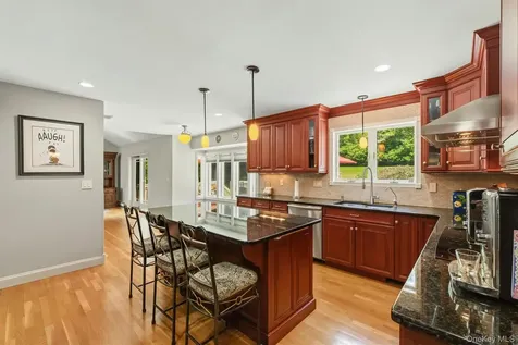 3160 Arbour Lane Yorktown Heights NY 10598