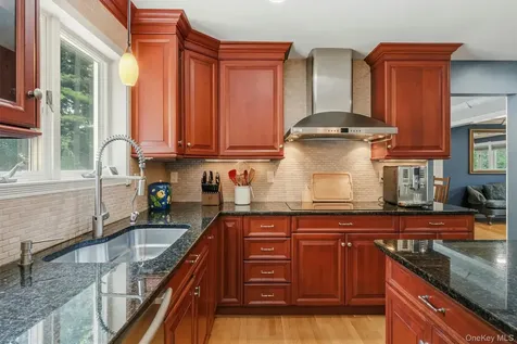 3160 Arbour Lane Yorktown Heights NY 10598